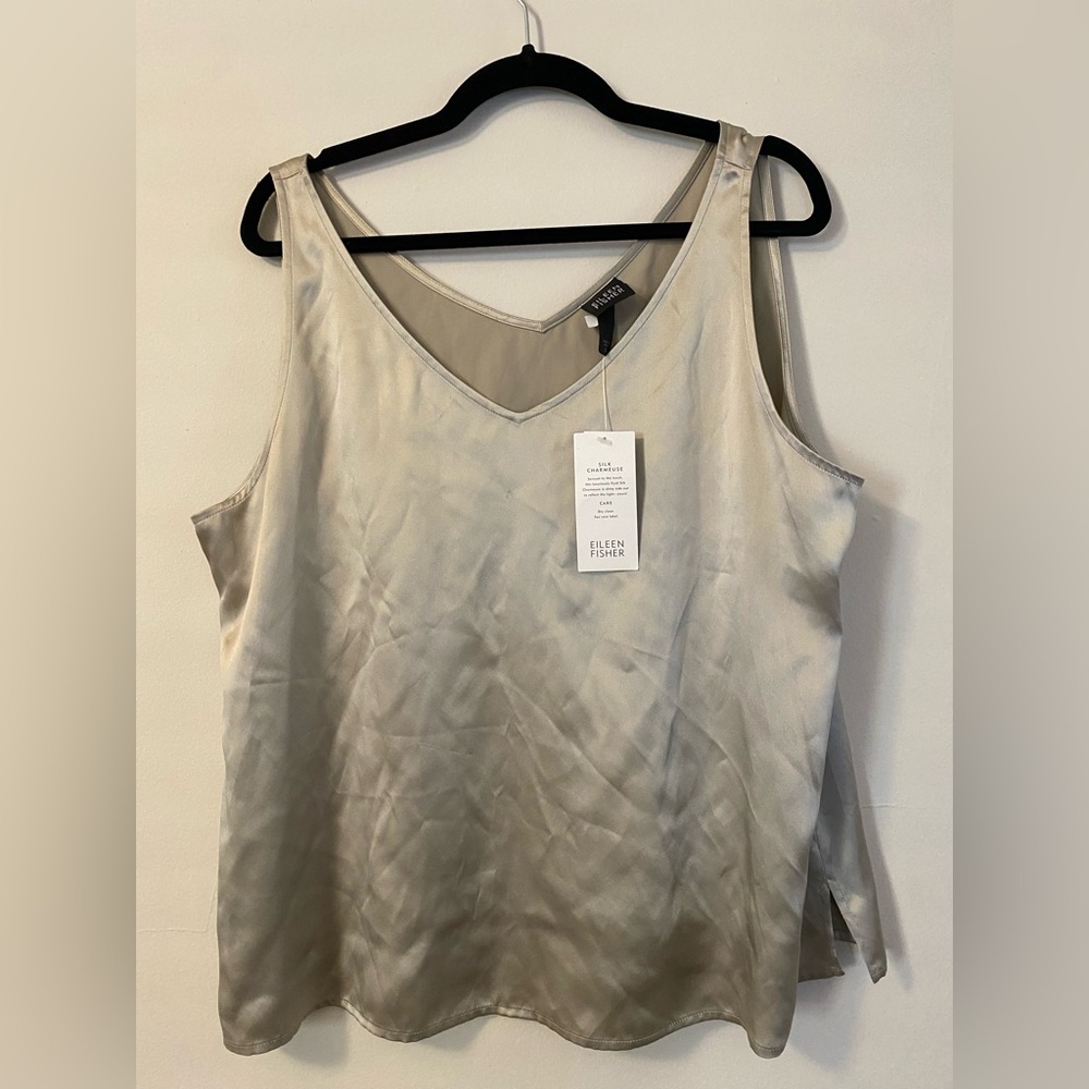 V neck silk charmuse blouse Eileen fisher size XL